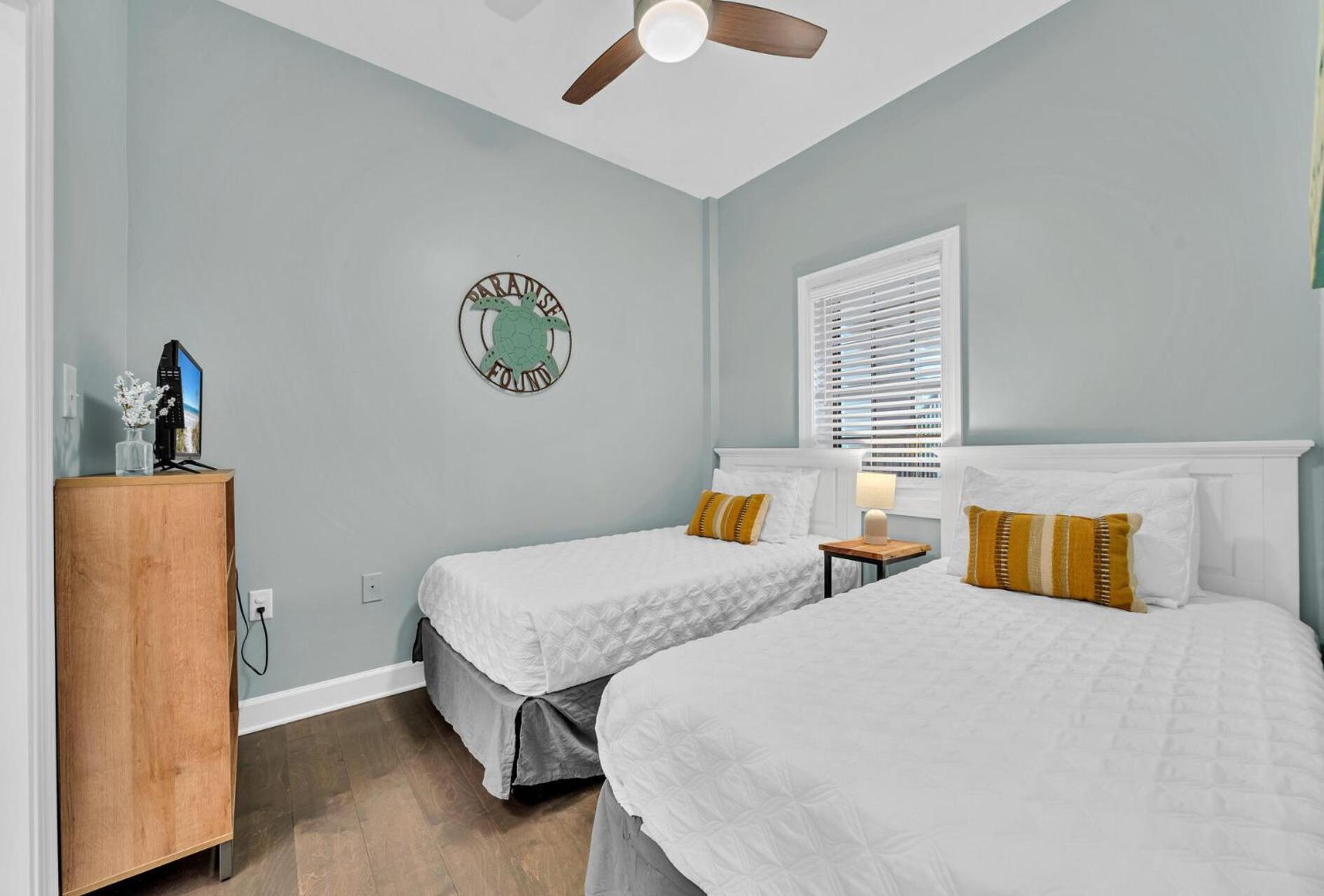 Holiday home Stunning Village Condo, Overlooking 30a, Beautifully Decorated Recently Updated