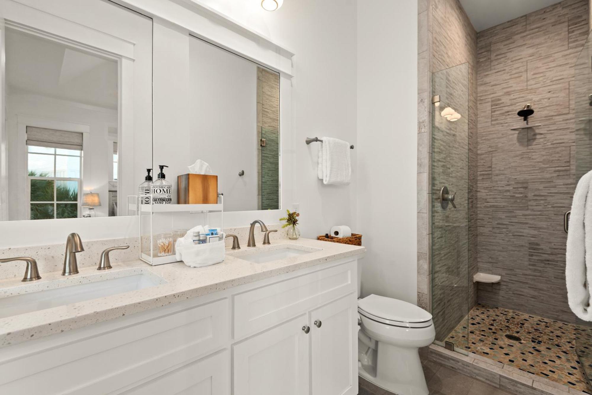 Katmanblu - Over 45 Five Star Reviews! Custom-built! Easy & Pool Access! Rosemary Beach