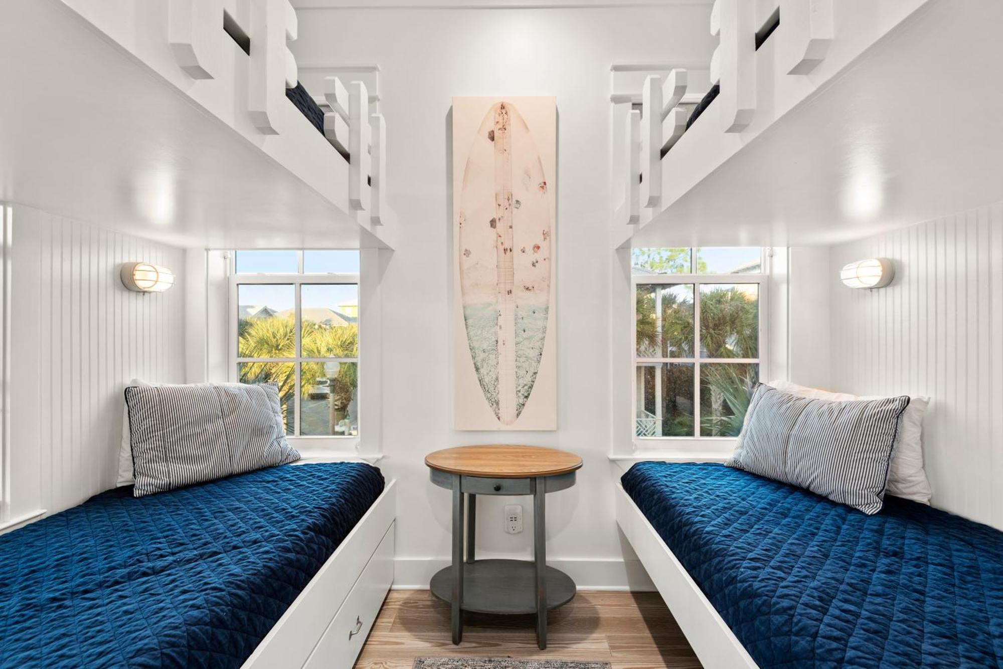 Holiday home Katmanblu - Over 45 Five Star Reviews! Custom-built! Easy & Pool Access!