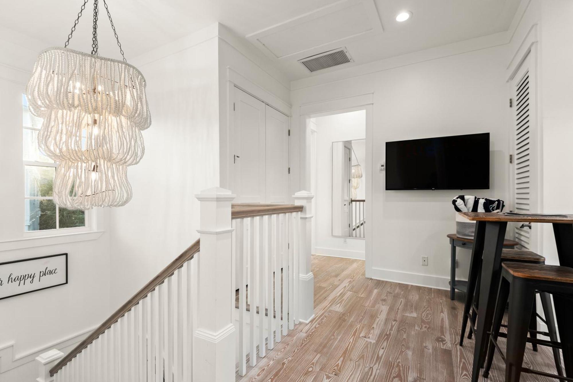 Katmanblu - Over 45 Five Star Reviews! Custom-built! Easy & Pool Access! Holiday home Rosemary Beach
