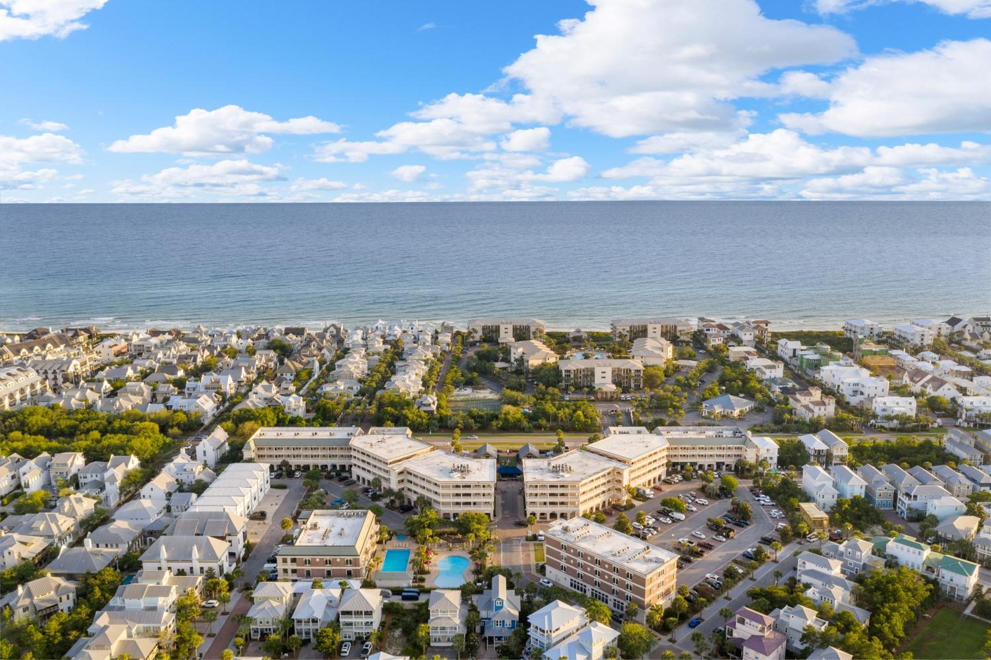 Newly Renovated Village Condo! Easy & Pool Access! * Rosemary Beach