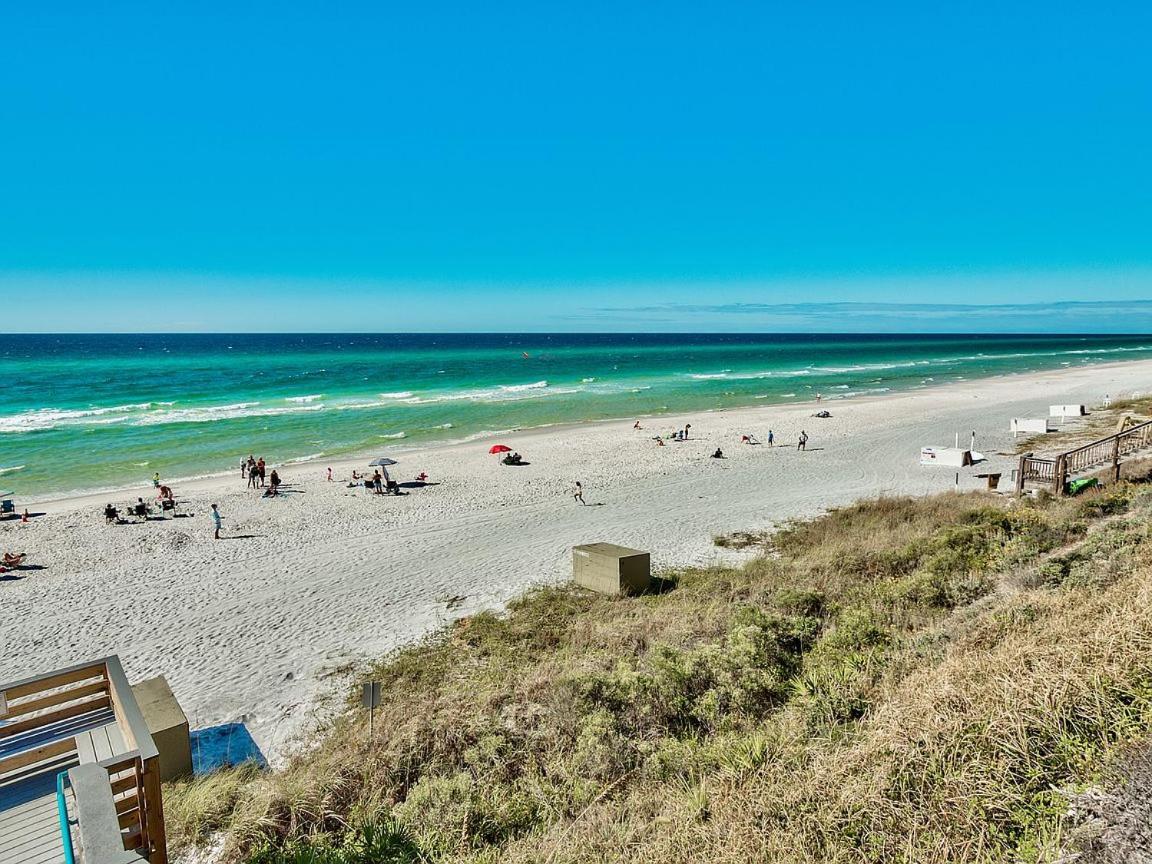Overlooking 30a! Great Location! Easy & Pool Access! Holiday home Rosemary Beach
