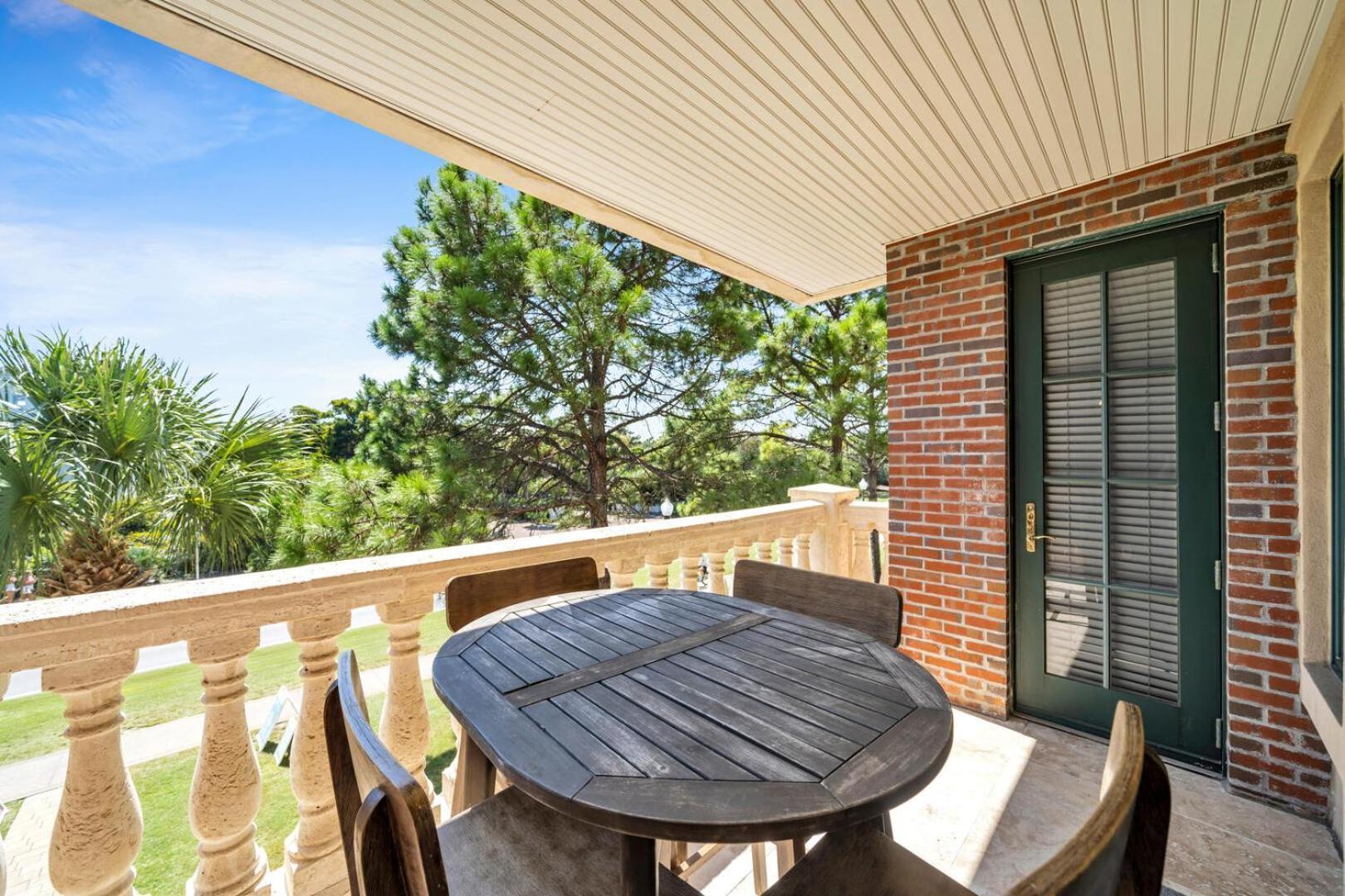 Holiday home Overlooking 30a! Great Location! Easy & Pool Access!