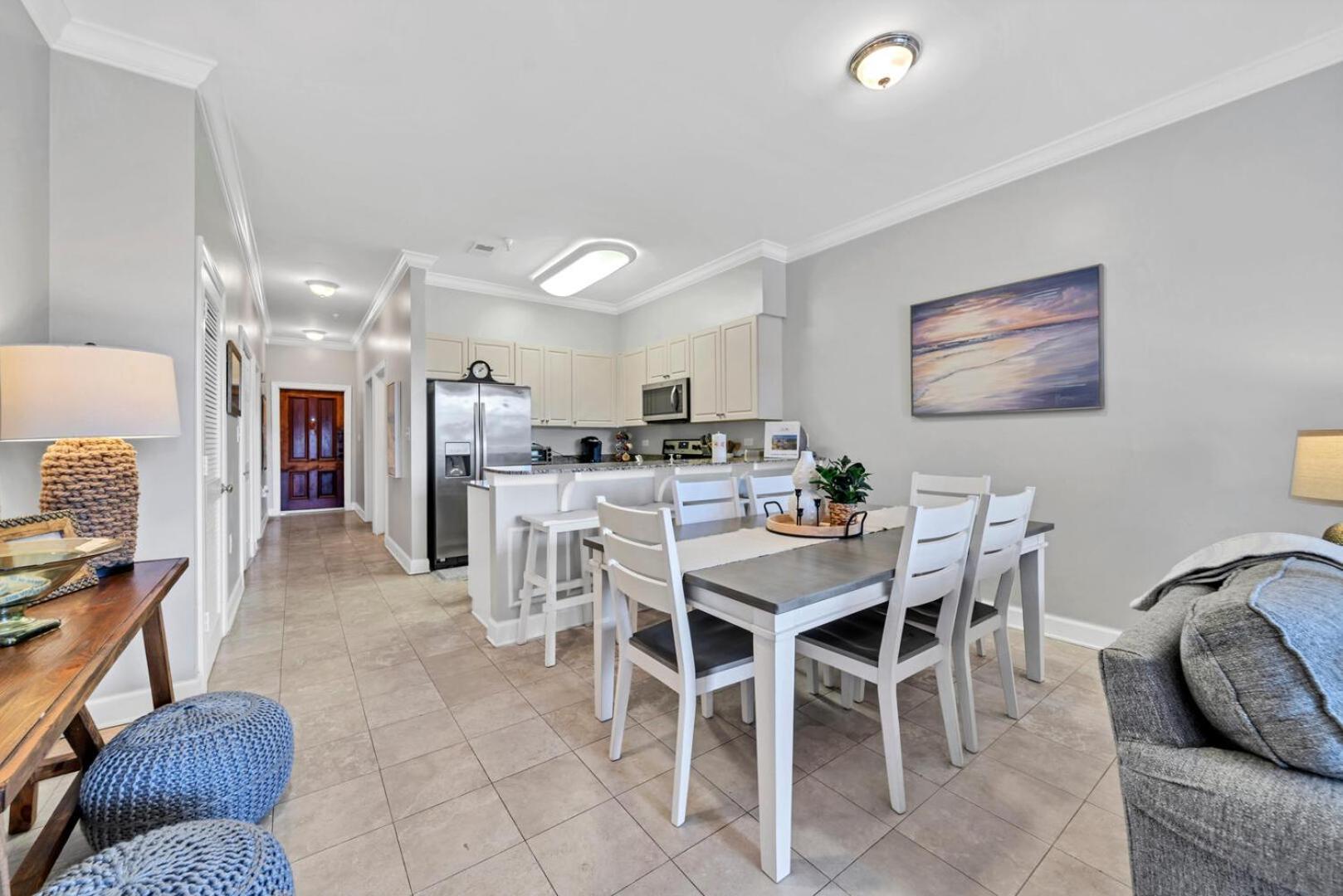 Overlooking 30a! Great Location! Easy & Pool Access! Rosemary Beach