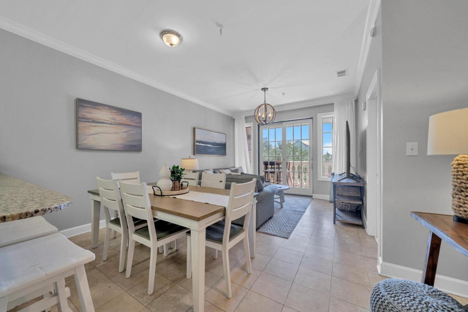 Overlooking 30a! Great Location! Easy & Pool Access! Holiday home Rosemary Beach