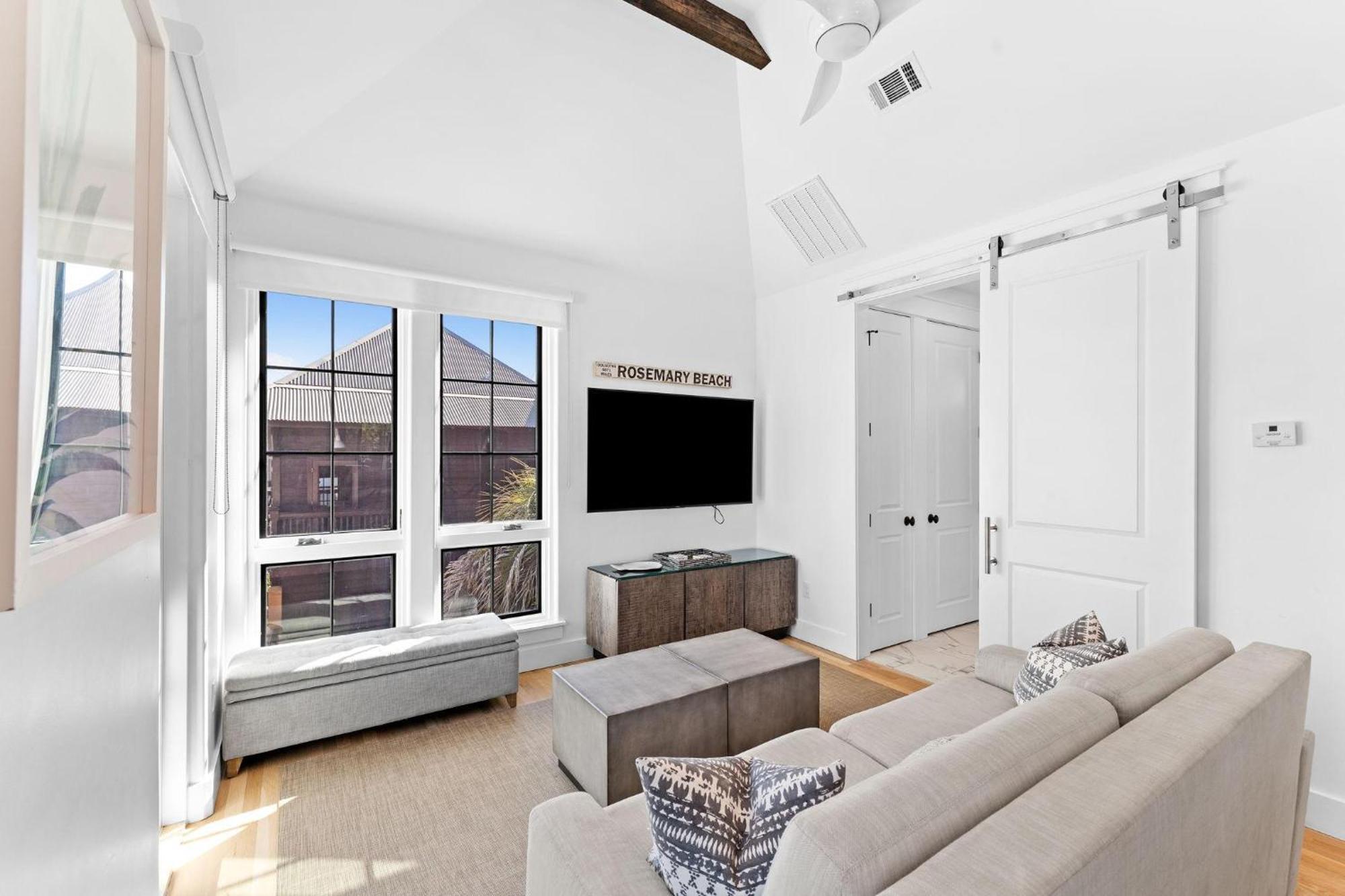 Abba Carriage House Holiday home *