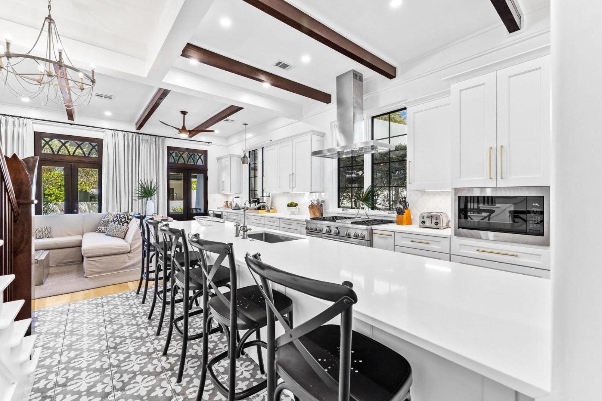 Abba & Carriage House Holiday home *