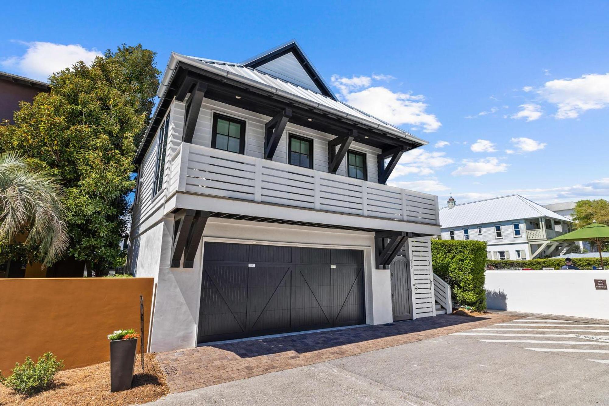 Abba Carriage House