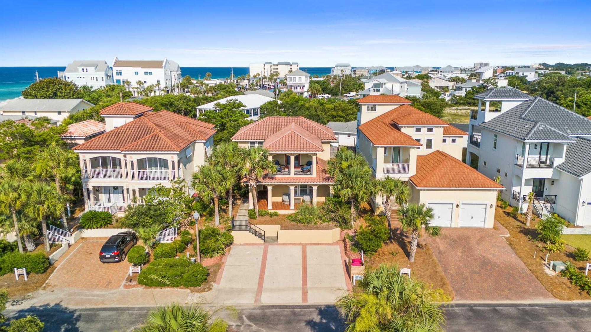 La Valencia * Rosemary Beach