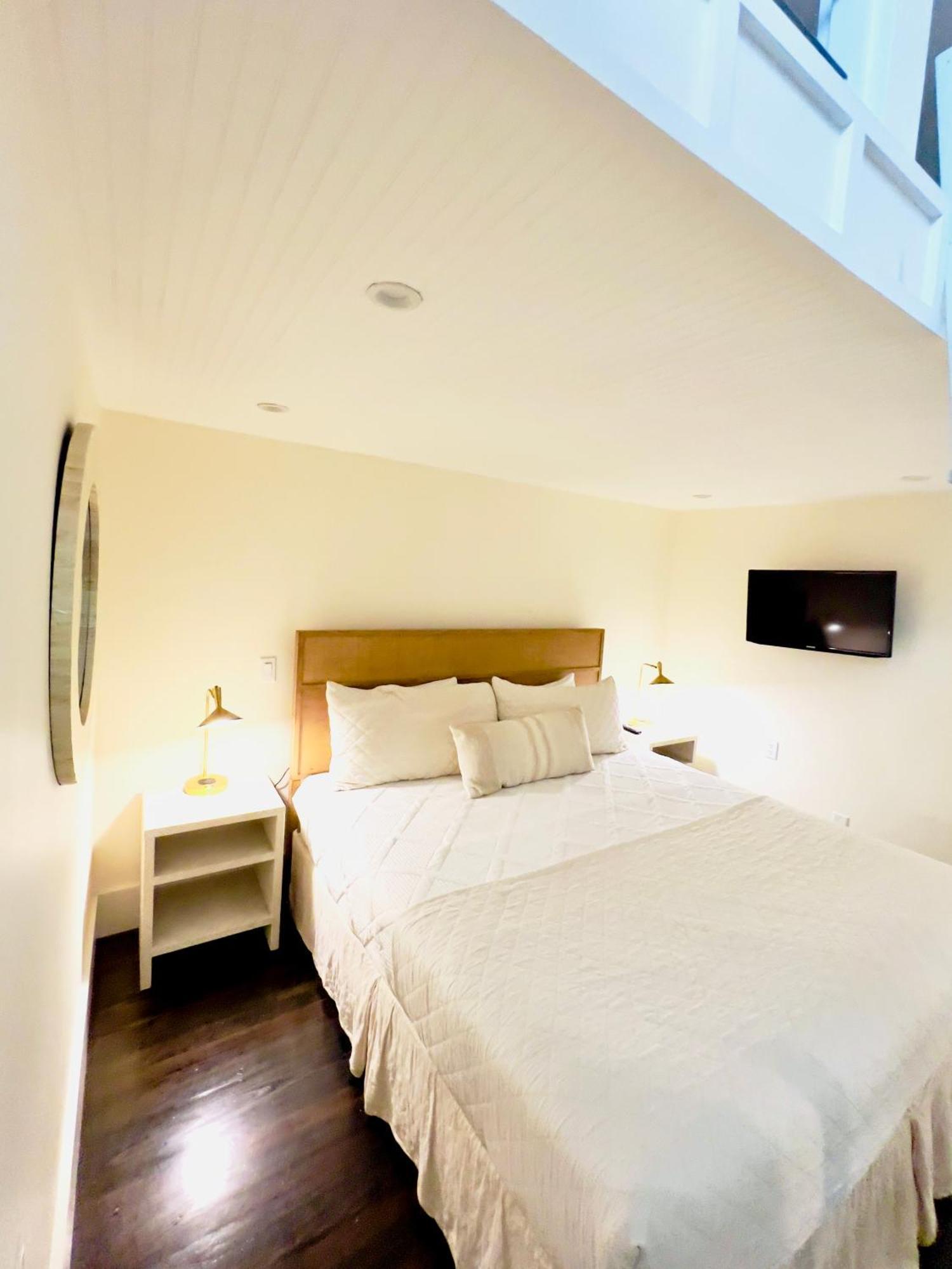 Zen Den Rosemary Beach