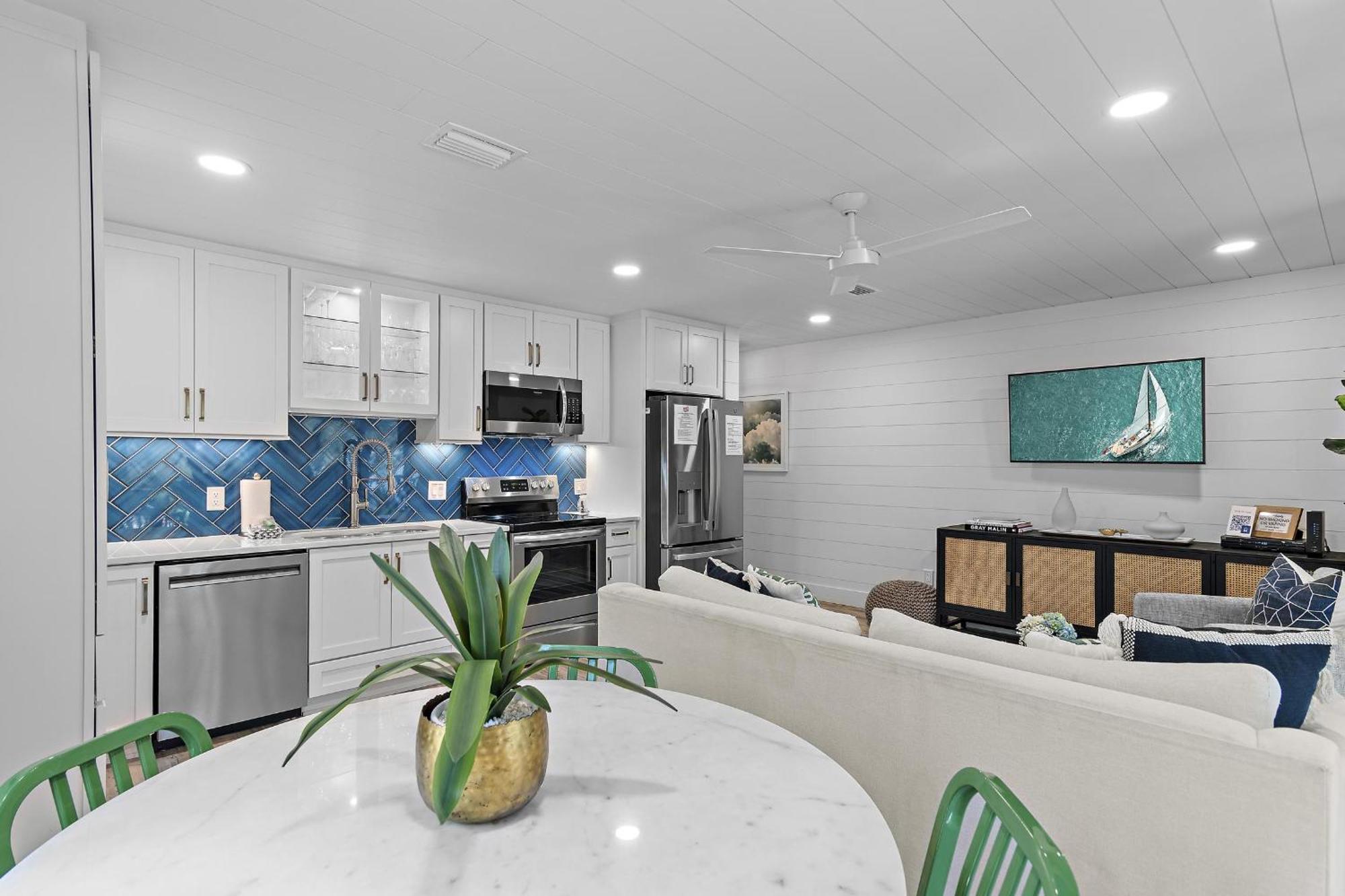 Inlet - Beeby The Ocean Holiday home