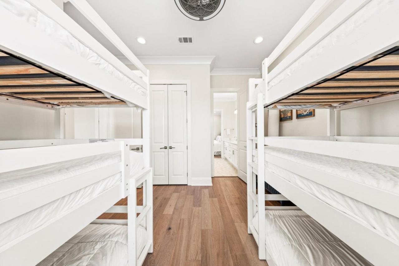 New 30a Inlet House - Sleeps 14 - 10 Beds *