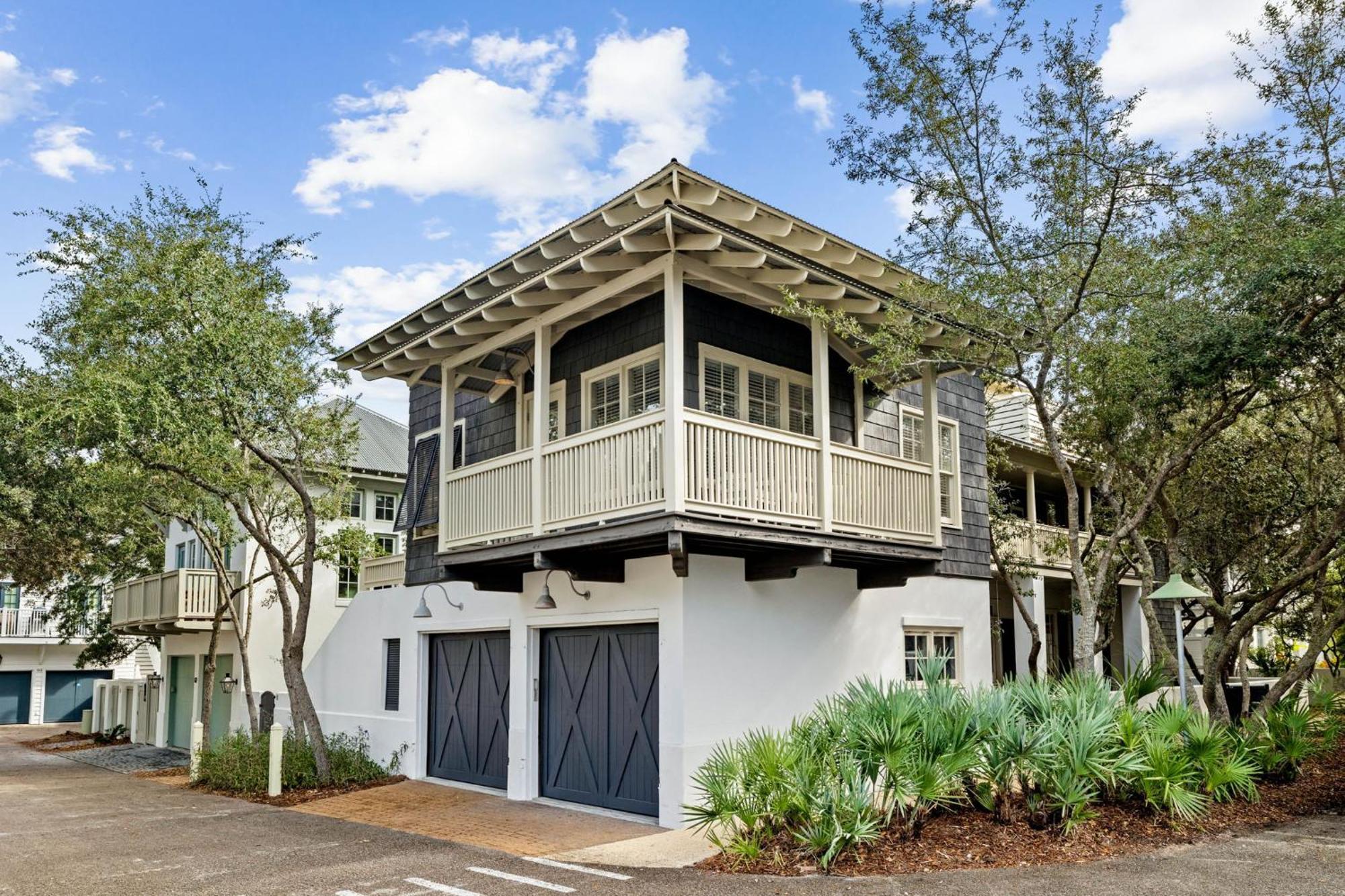 Stairway To Heaven Carriage By 30a Escapes Holiday home Rosemary Beach