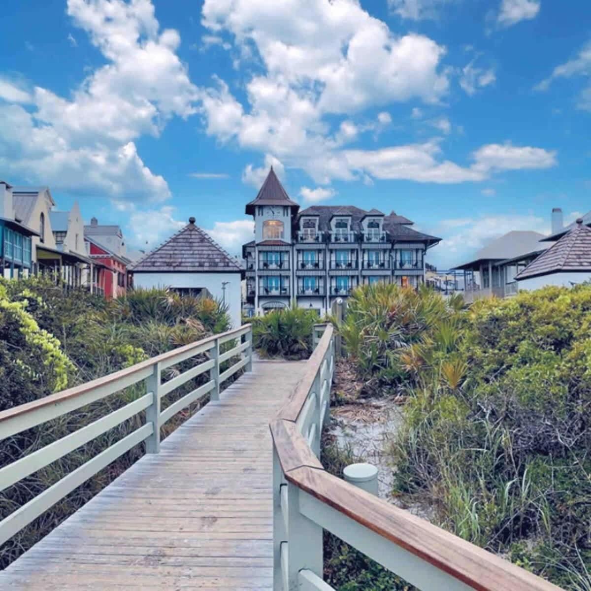 Palm Sundaze On Scenic 30a Sleeps 13 Includes Shuttle Service To Holiday home Rosemary Beach