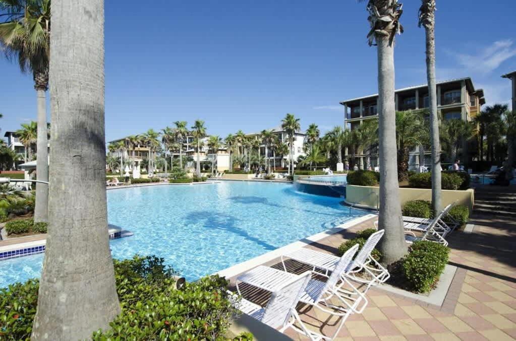 Holiday home Palm Sundaze On Scenic 30a Sleeps 13 Includes Shuttle Service To Rosemary Beach