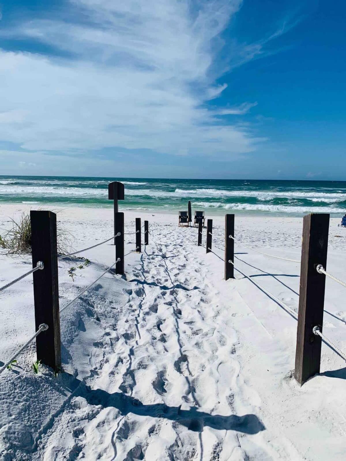 Palm Sundaze On Scenic 30a Sleeps 13 Includes Shuttle Service To *