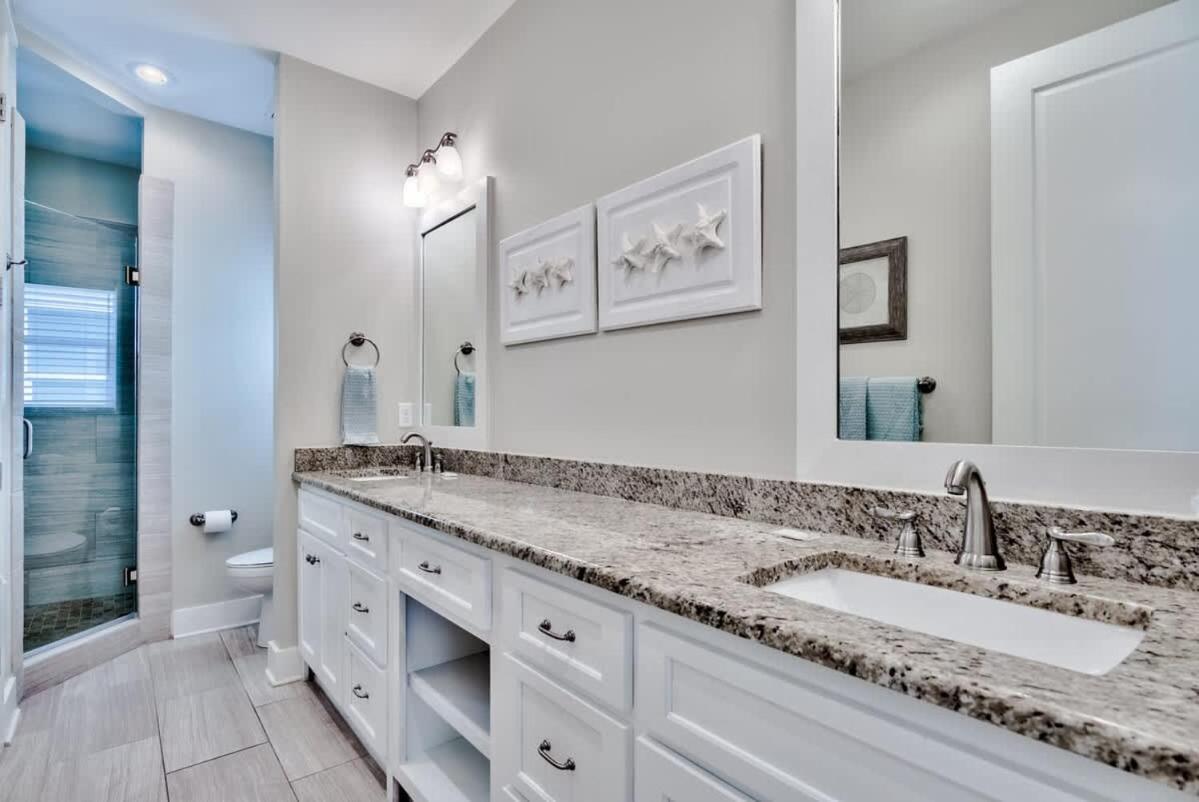 Palm Sundaze On Scenic 30a Sleeps 13 Includes Shuttle Service To Holiday home