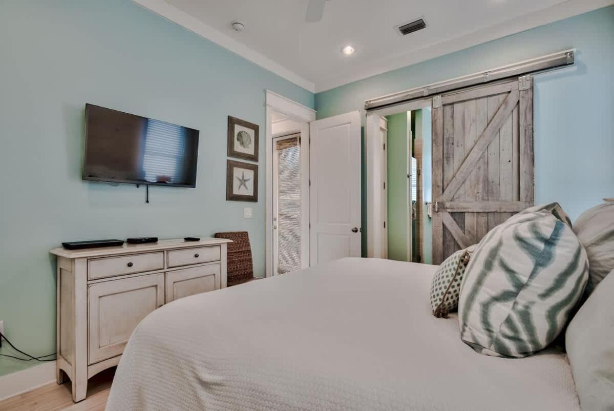 Holiday home Palm Sundaze On Scenic 30a Sleeps 13 Includes Shuttle Service To *
