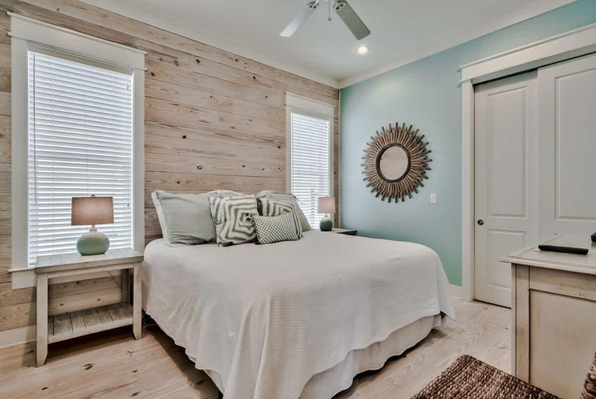 Holiday home Palm Sundaze On Scenic 30a Sleeps 13 Includes Shuttle Service To
