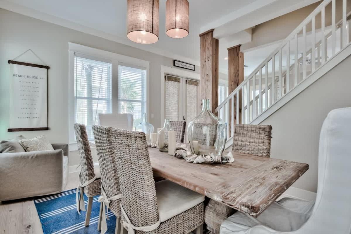 Holiday home Palm Sundaze On Scenic 30a Sleeps 13 Includes Shuttle Service To Rosemary Beach