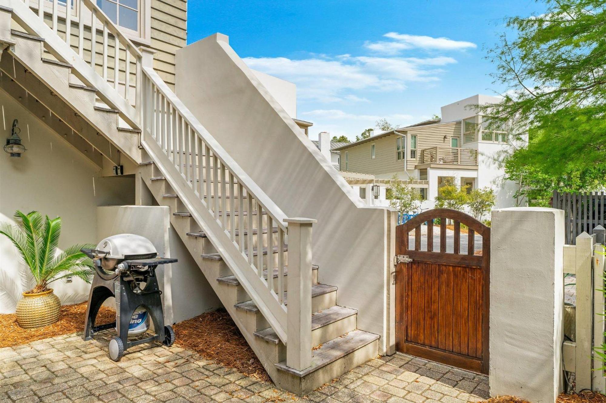 Hammock Carriage House Apartment Rosemary Beach