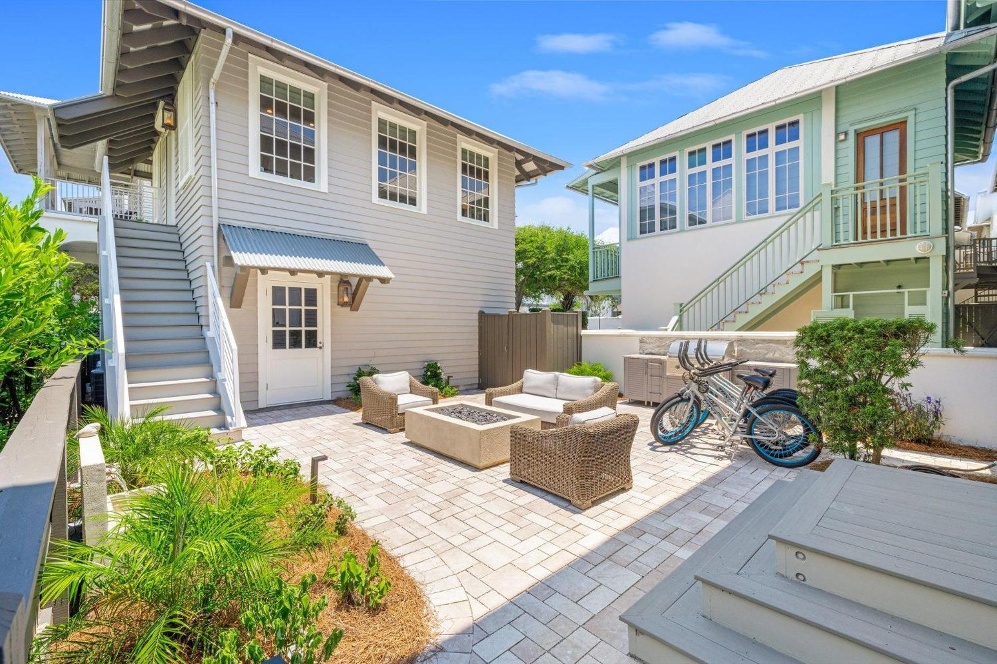 Holiday home Atwoods & Carriage House
