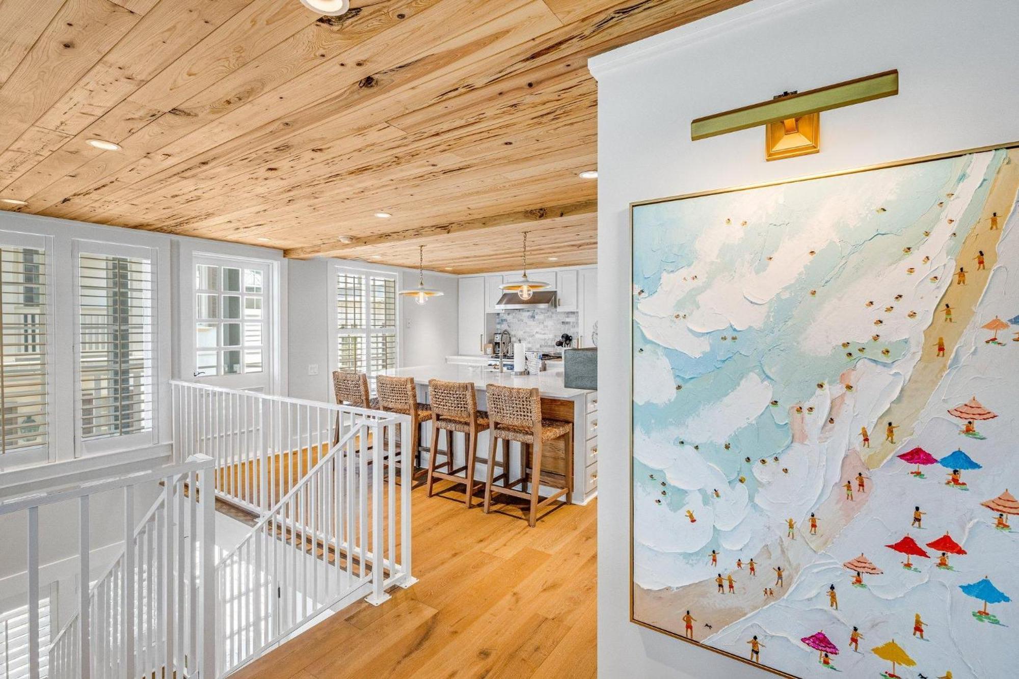 Atwoods & Carriage House *
