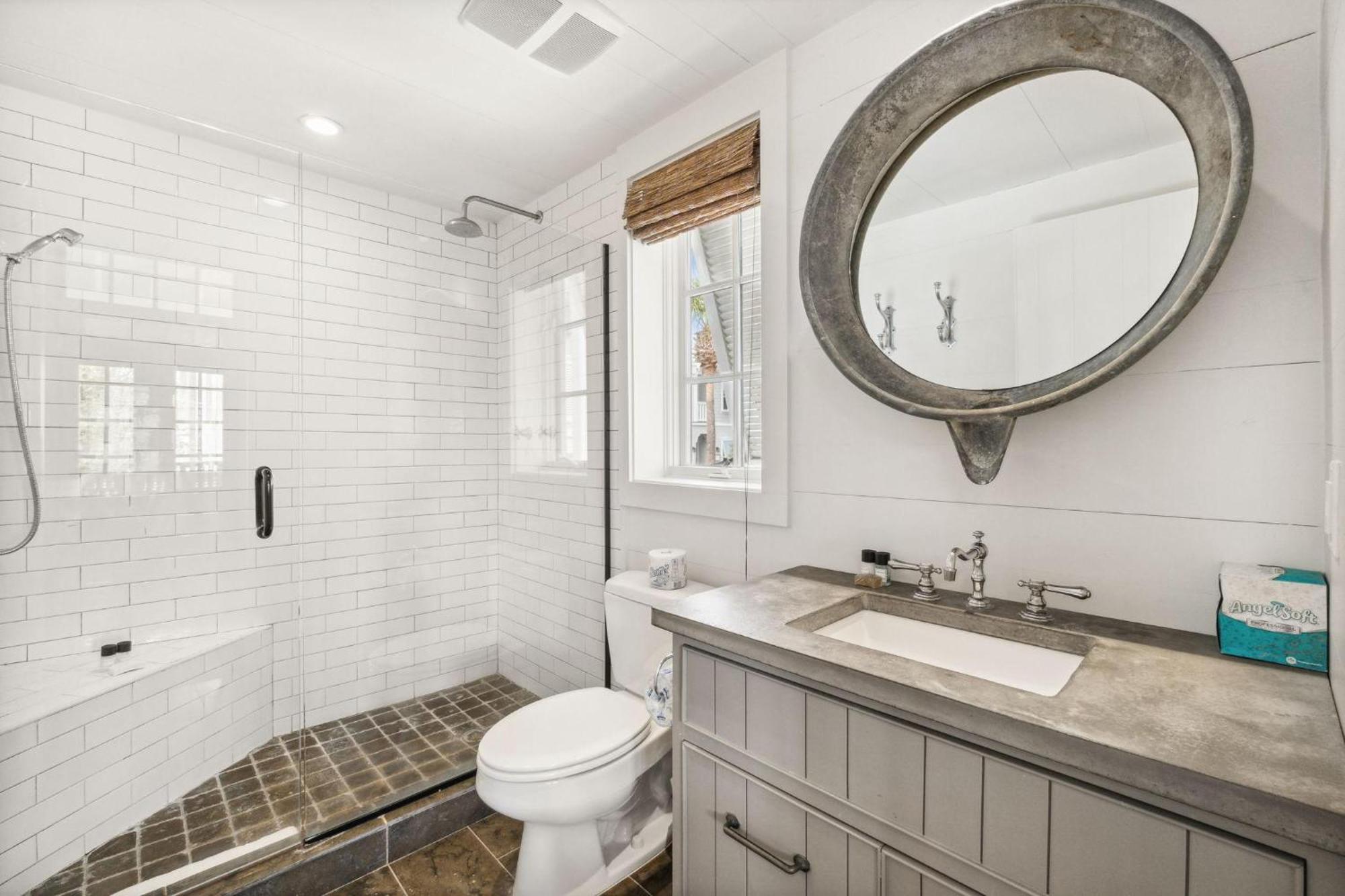 Water And Carriage House * Rosemary Beach