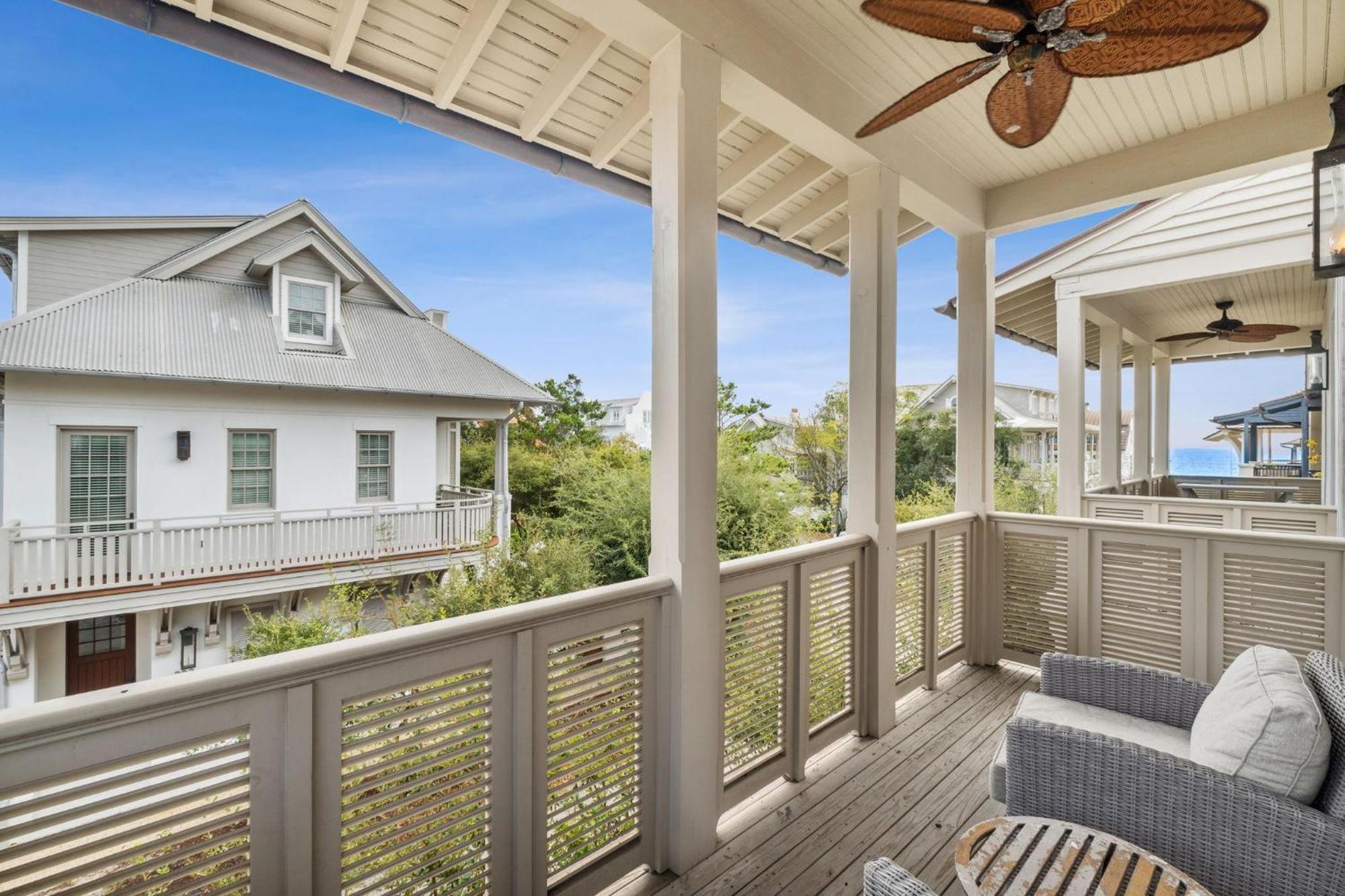 Water And Carriage House Holiday home *