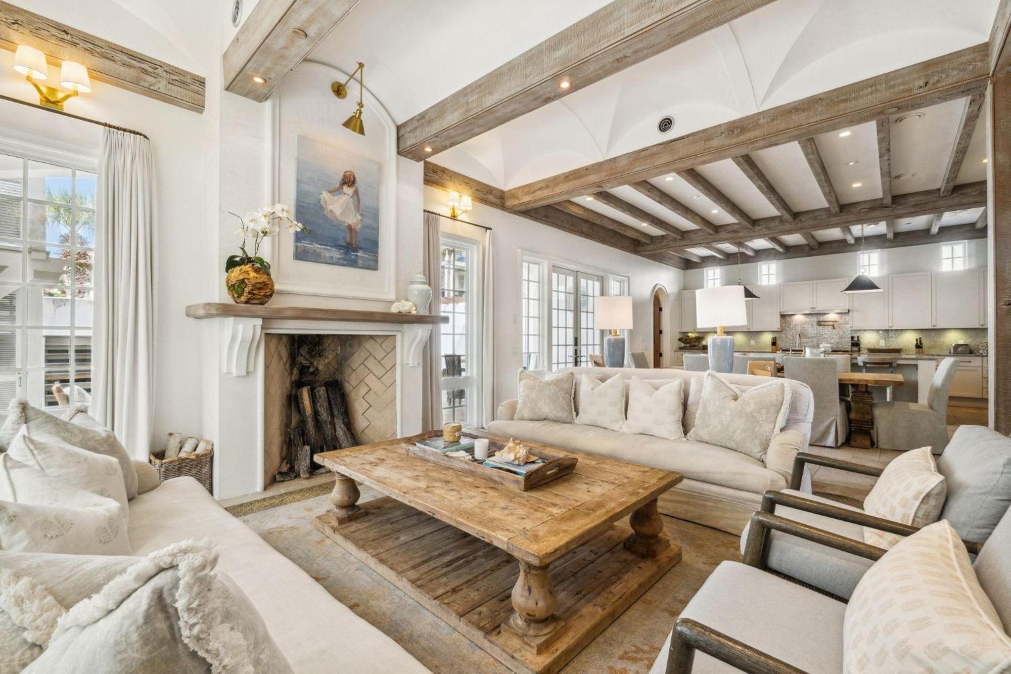 Water And Carriage House * Rosemary Beach