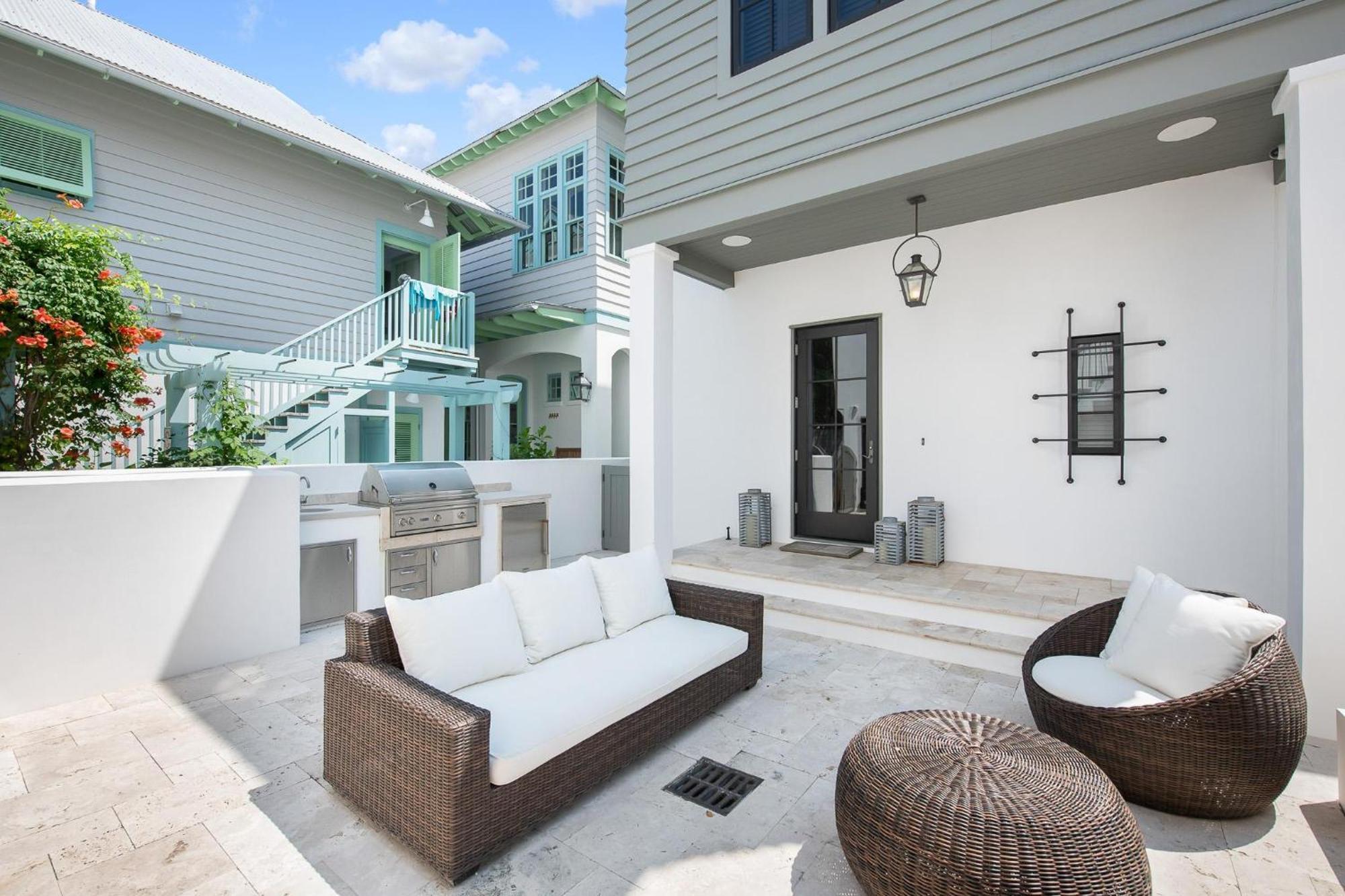 Oasis & Carriage House * Rosemary Beach