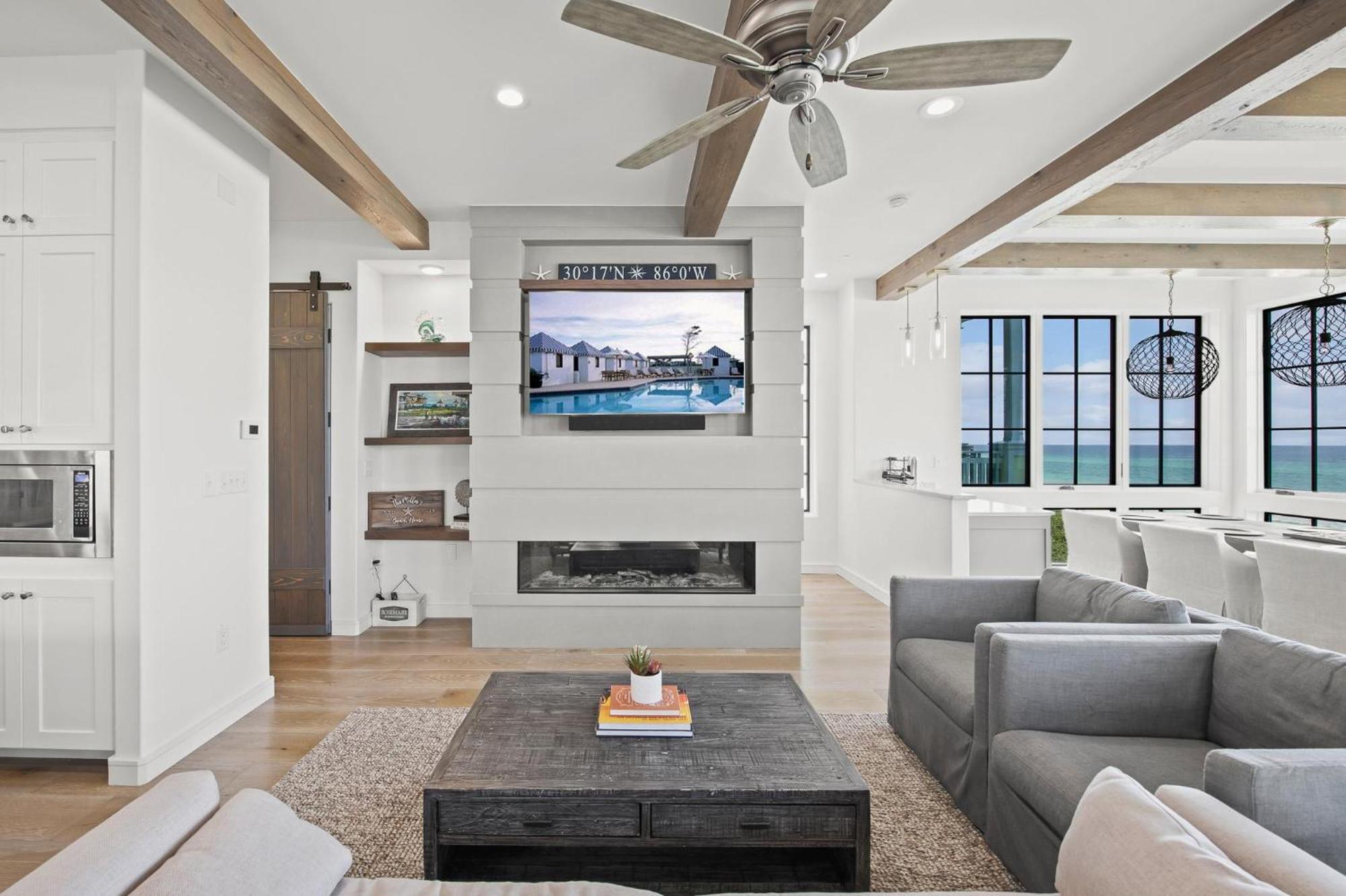 Oasis & Carriage House