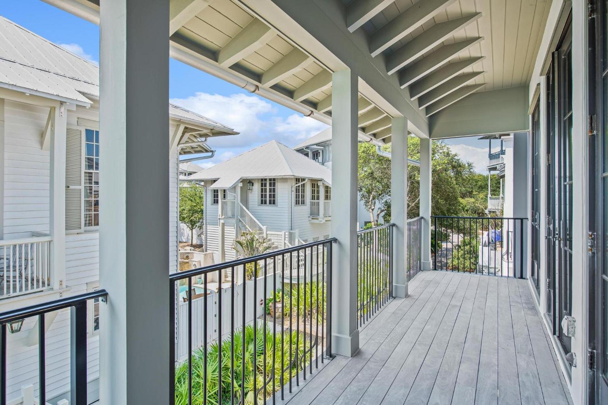 Oasis & Carriage House * Rosemary Beach
