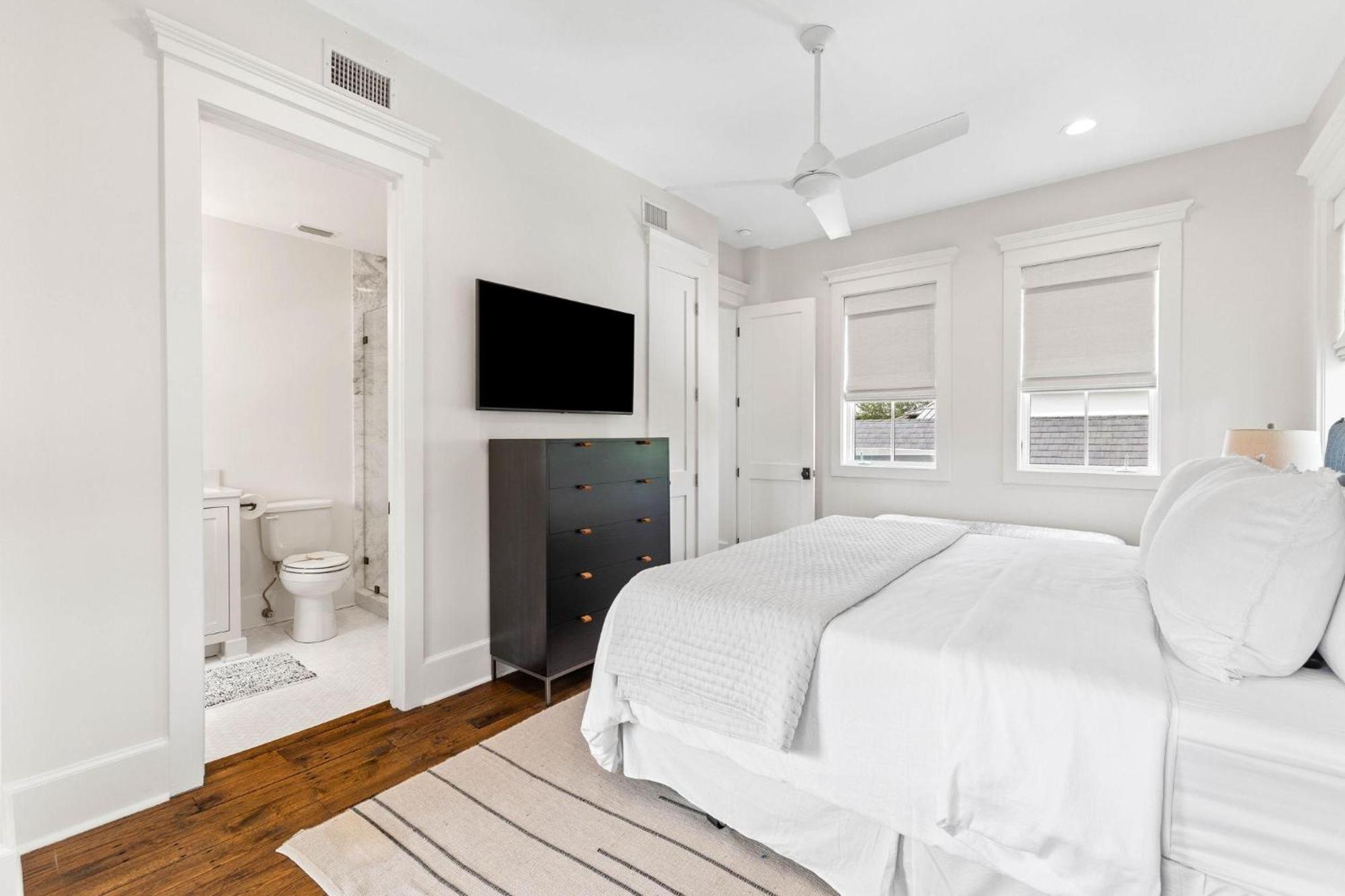 Moonstruck And Carriage House Rosemary Beach