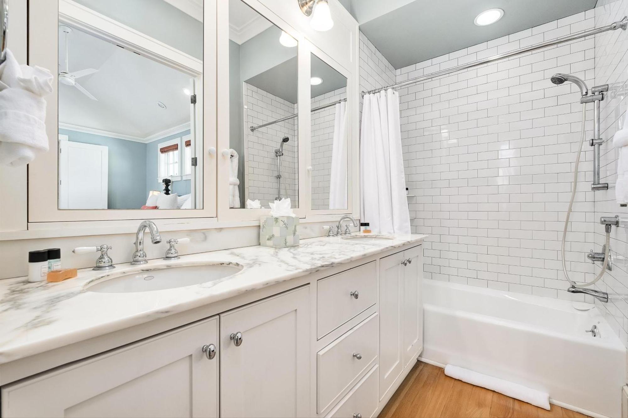 Terra Casa & Carriage House Holiday home
