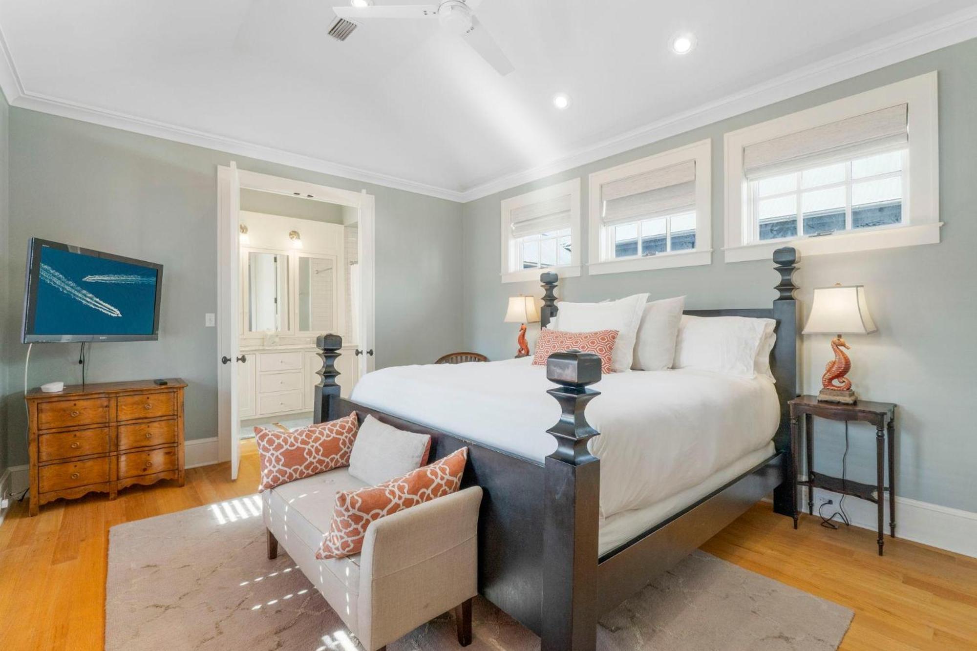 Terra Casa & Carriage House Holiday home