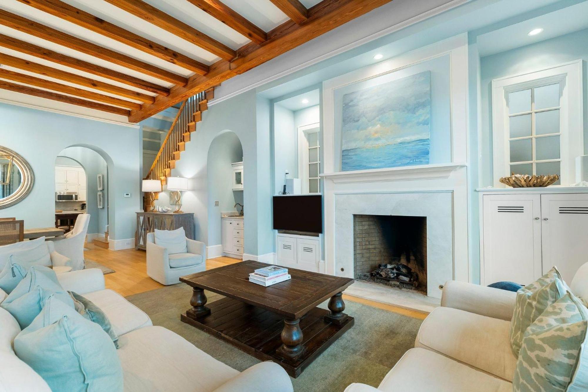 Terra Casa & Carriage House Rosemary Beach