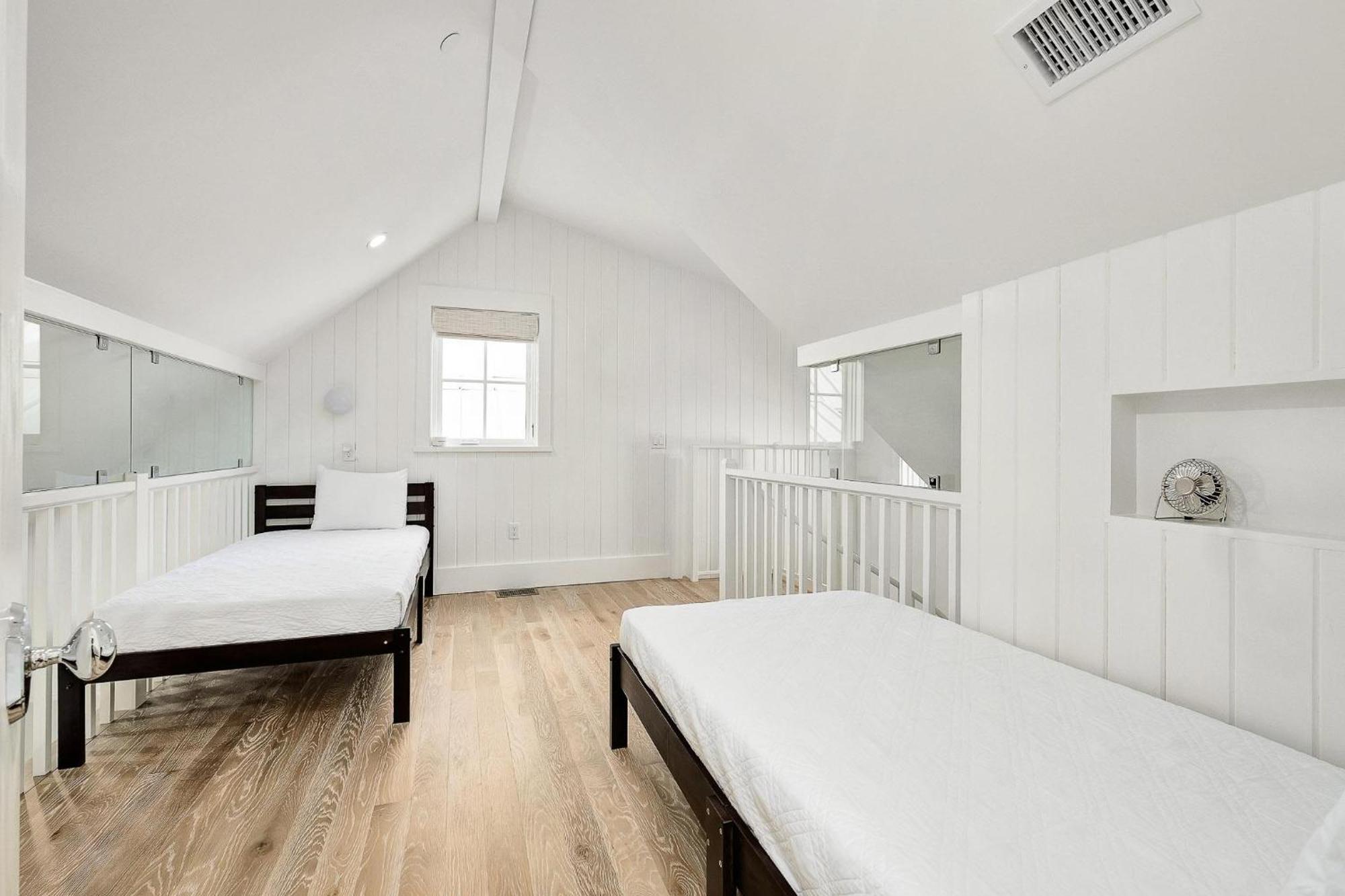 Bella Carriage House
