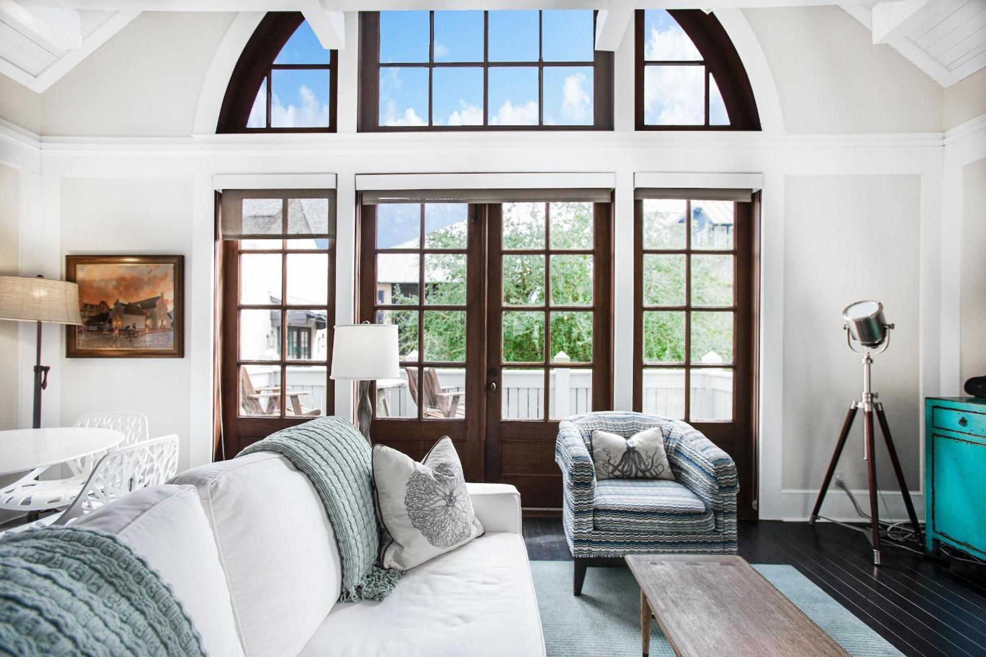 Benoit Carriage House * Rosemary Beach