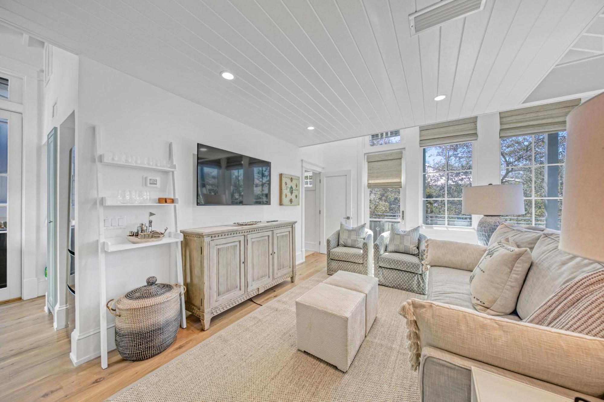 Deauville Carriage House Rosemary Beach