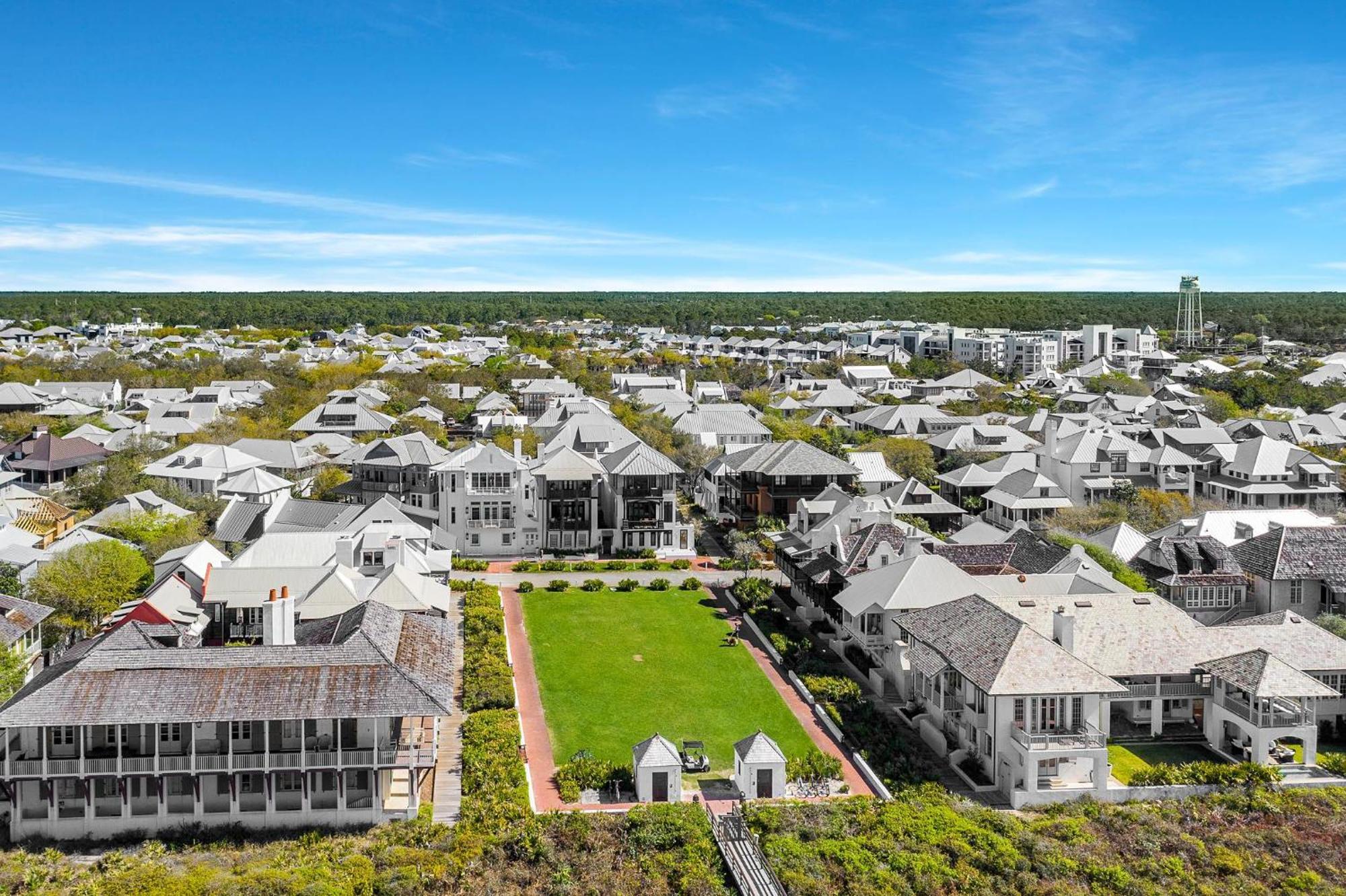 Deauville Carriage House Rosemary Beach