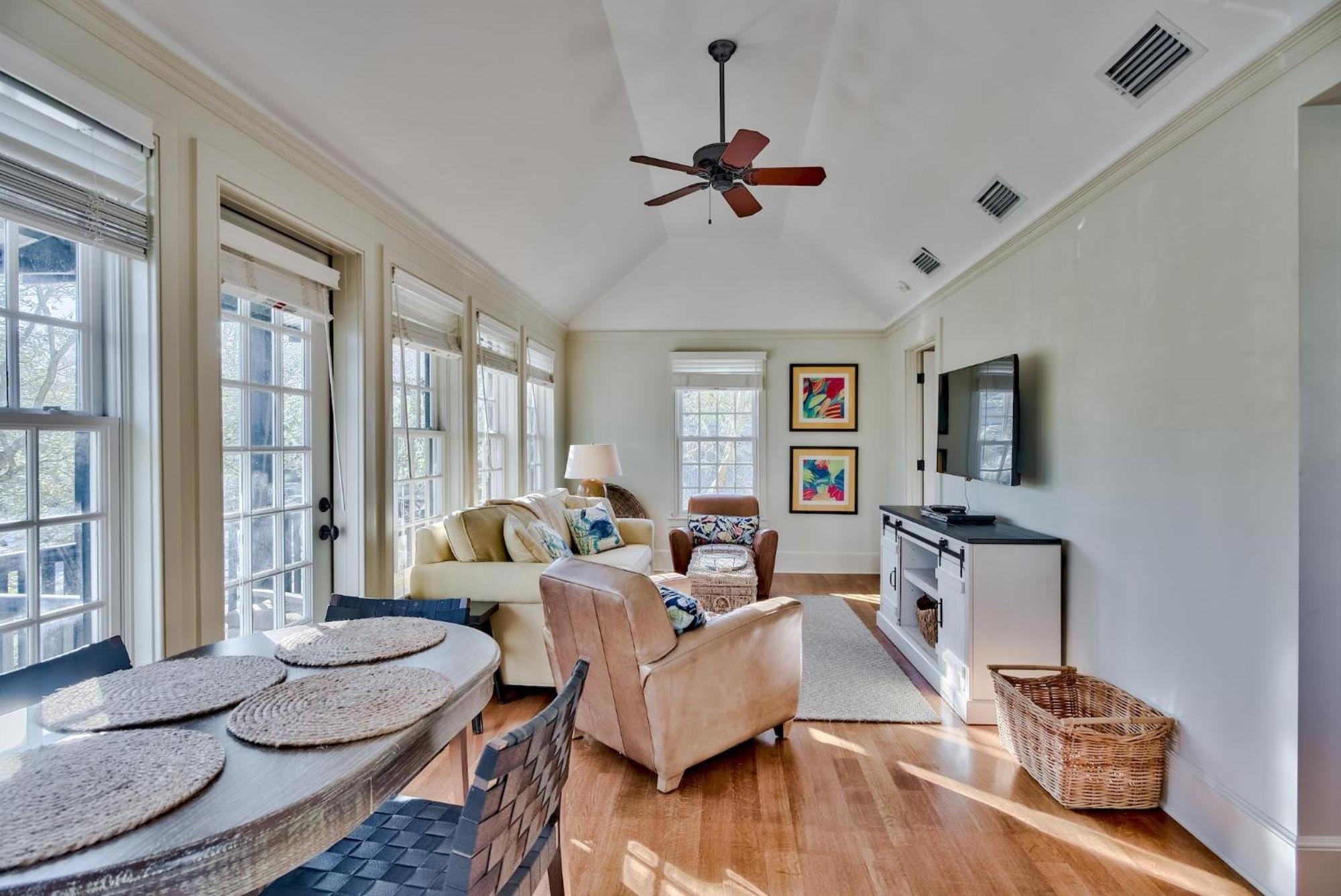 Highland Carriage House