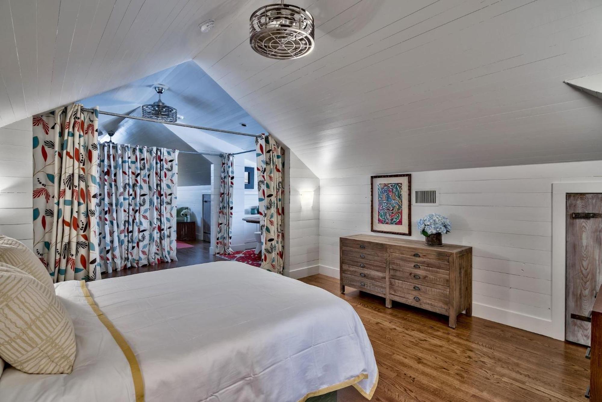 Gates Holiday home