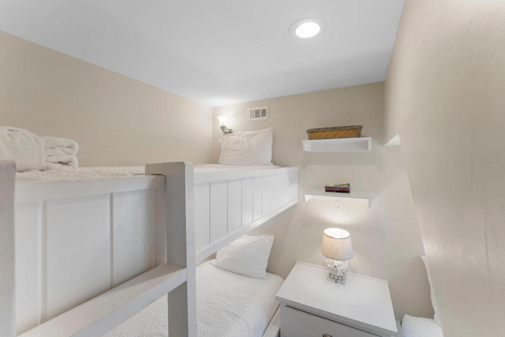 Julia's Carriage House Rosemary Beach