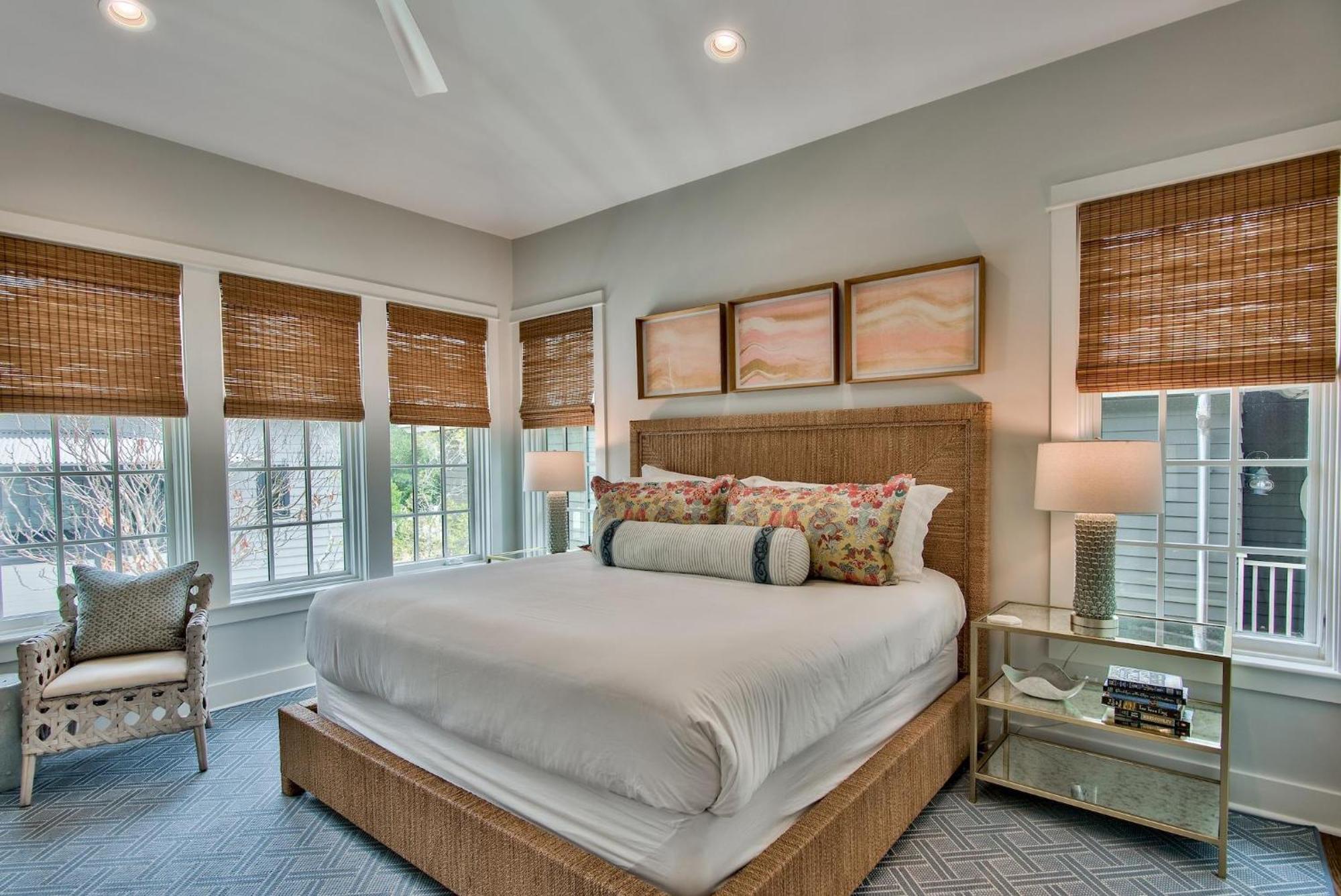 Julia's * Rosemary Beach