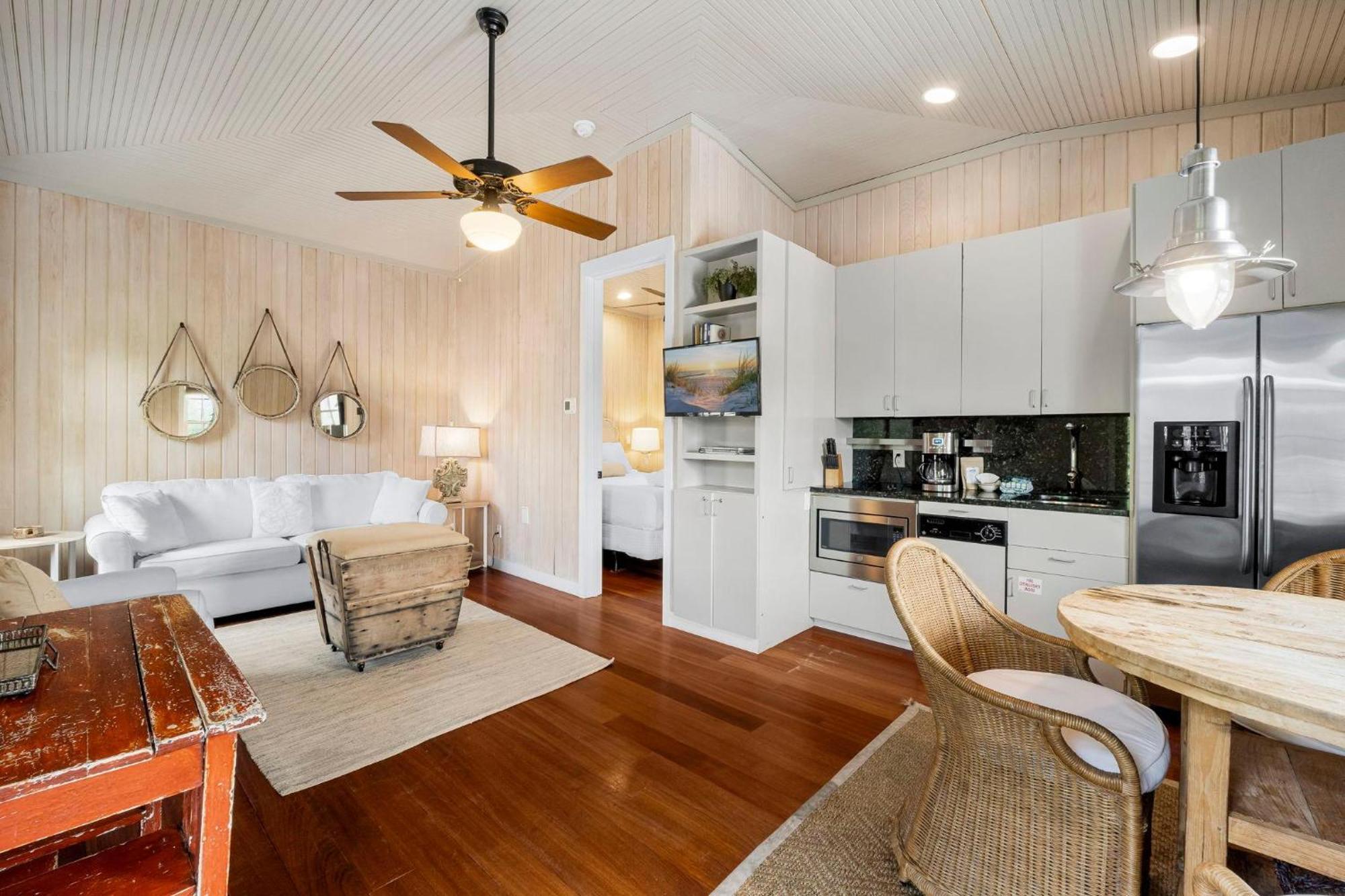 Uncorked Carriage House Rosemary Beach