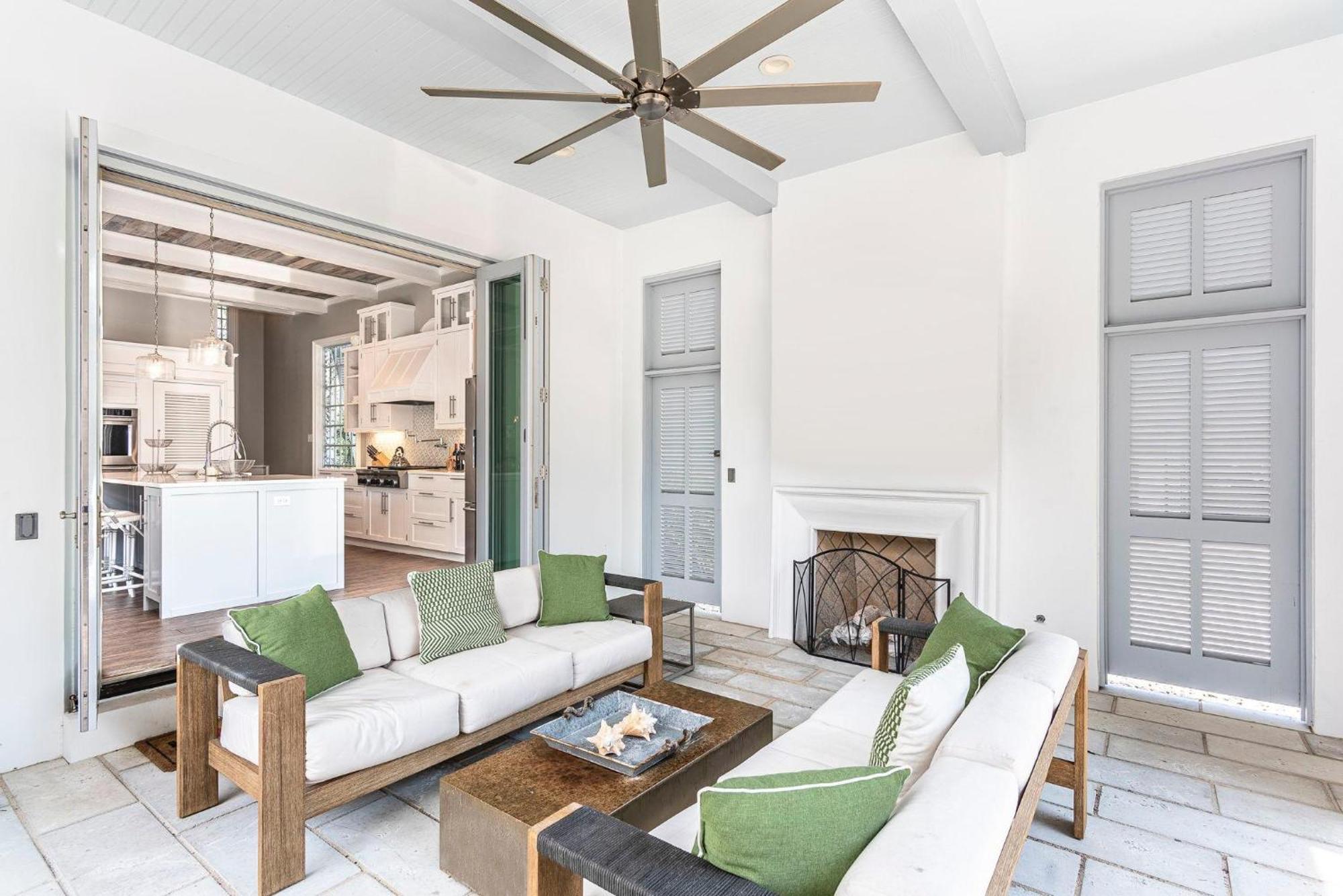 Carefree * Rosemary Beach