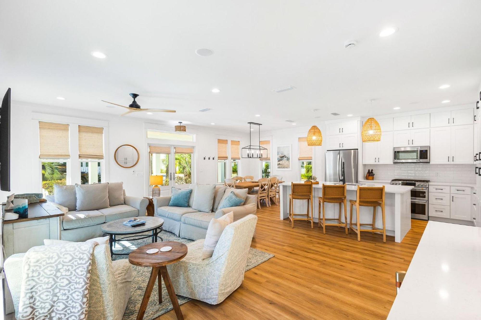 Coastal Corner By On 30a- Pool, Bikes Holiday home
