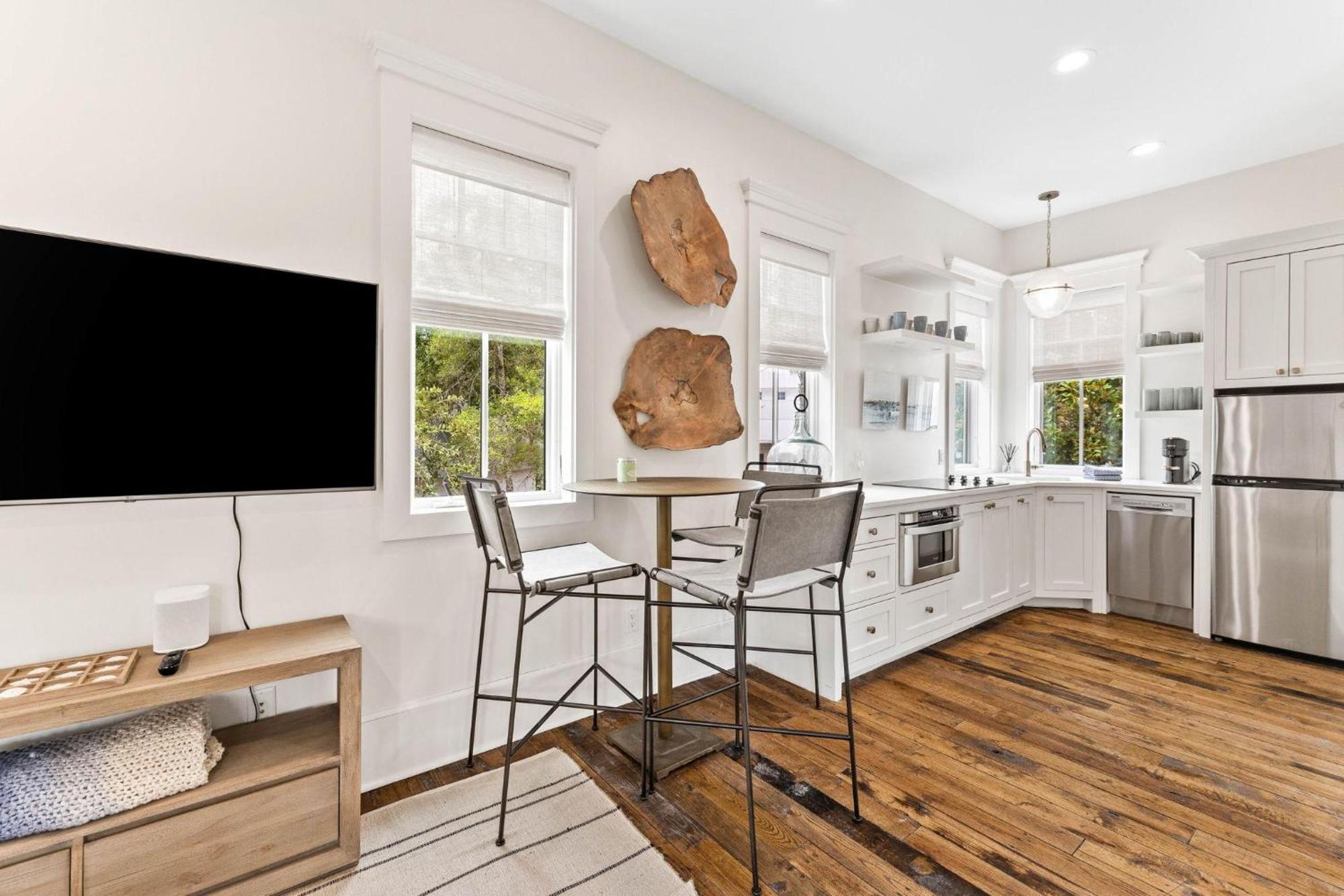 Moonstruck And Carriage House Holiday home Rosemary Beach