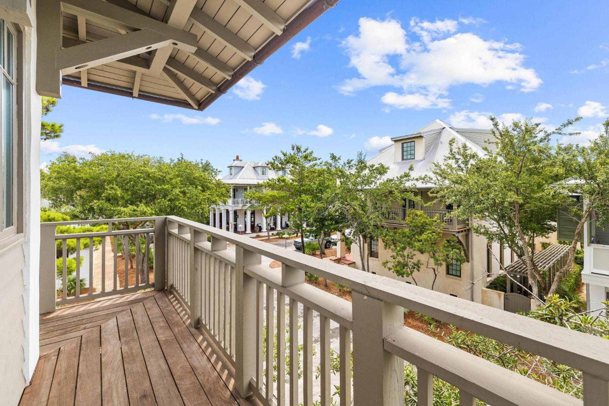Moonstruck And Carriage House * Rosemary Beach